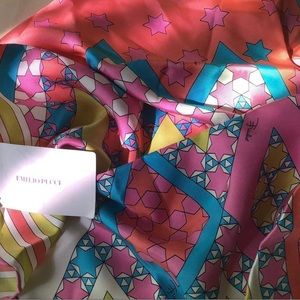 Emilio Pucci Carré Scarf - NEW